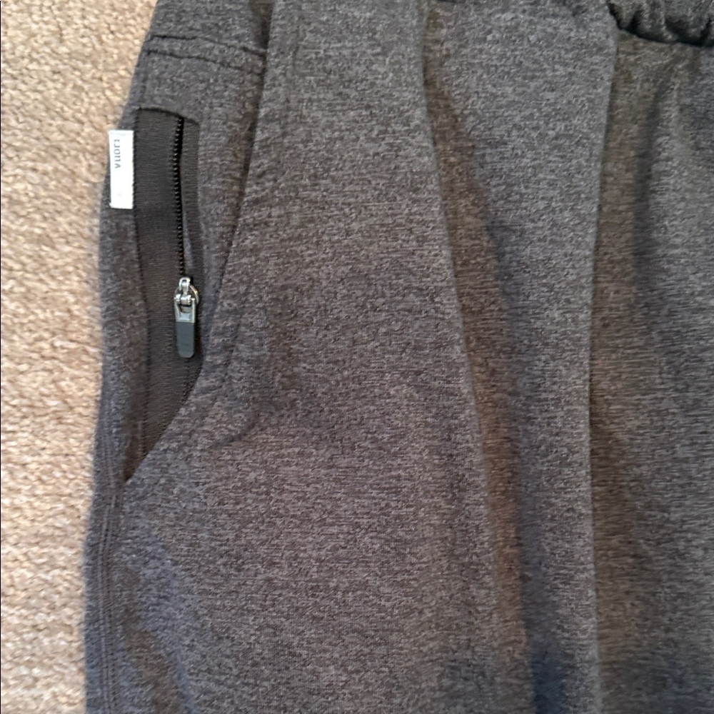Vuori soft cotton shorts - Picture 2 of 5